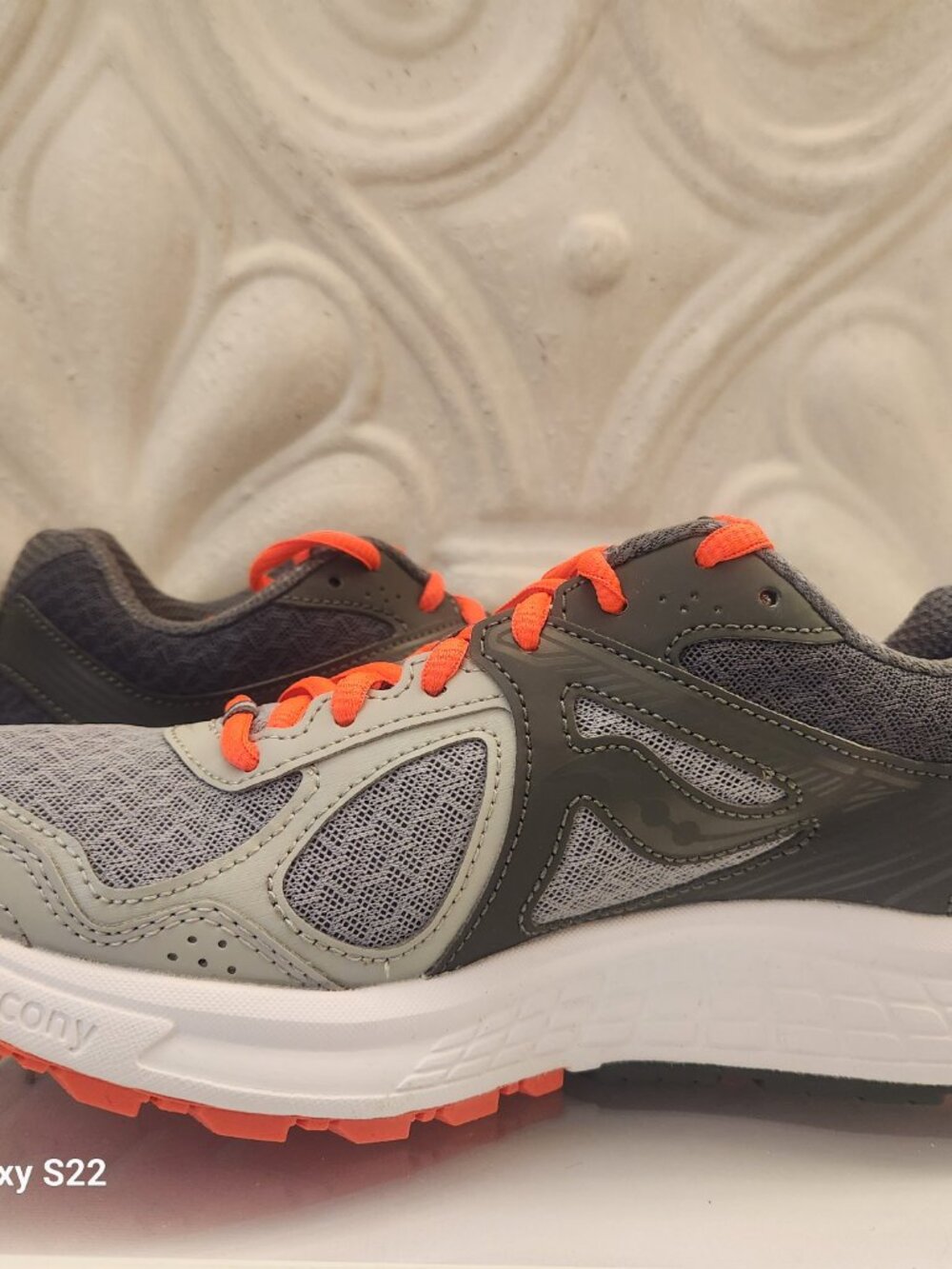 Saucony "Grid Cohesion 10" Hot coral/grey sneakers. NIB. Size 9 - Picture 5 of 10